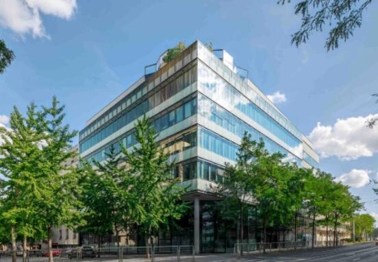 Prague's Smíchov Quarter Thrives: Idea Office Building Fully Occupied with Prestigious Tenants Prague's Smíchov Quarter Thrives: Idea Office Building Fully Occupied with Prestigious Tenants